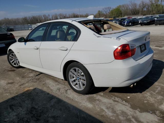 Obraz 2 z 2006 BMW 325 I 2006 z VIN WBAVB13576KX42127