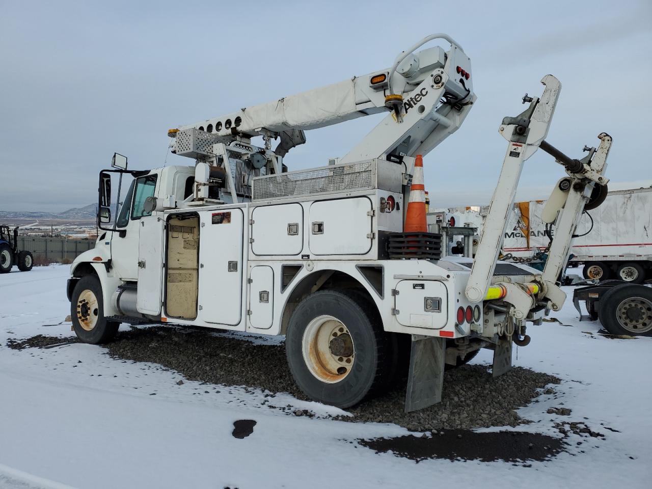 Изображение 2 2011 INTERNATIONAL 4000 4300 2011 с VIN 1HTMMAAN5BH405588