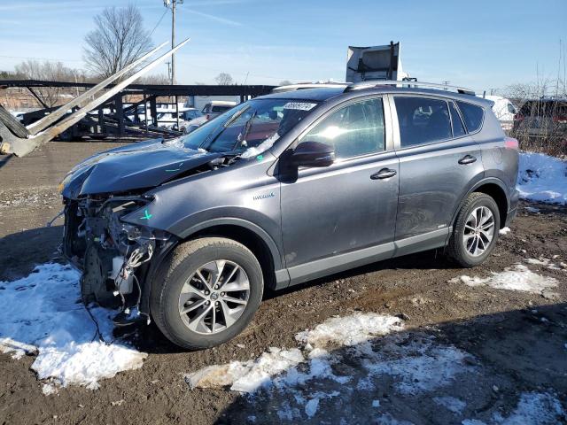 Image 1 of 2018 TOYOTA RAV4 LE 2018 with VIN JTMRJREV0JD195315