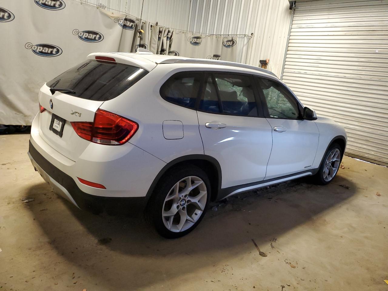 Изображение 3 Bmw X1 Sdrive28I 2013 с VIN WBAVM1C59DVW42066