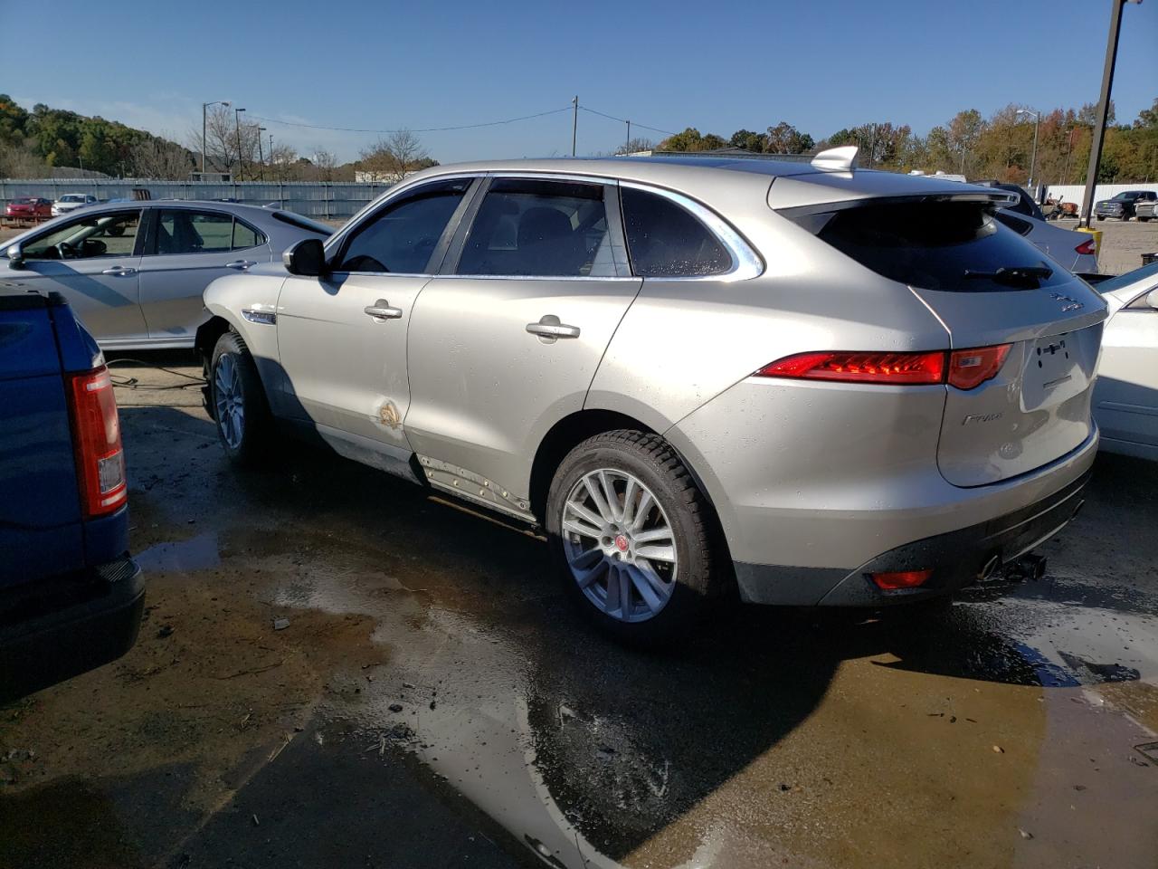 Изображение 2 Jaguar F-Pace Prestige 2017 с VIN SADCK2BV5HA088128