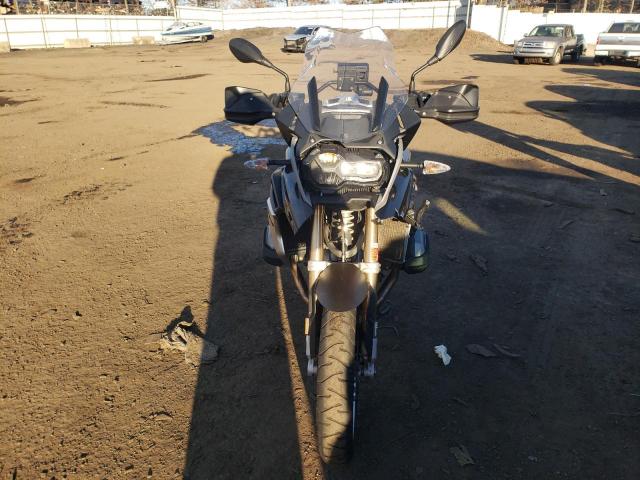 Image 2 of 2018 BMW R1200 GS 2018 with VIN WB10A6105JZ657336