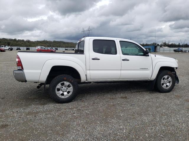 Obraz 3 z 2014 TOYOTA TACOMA DOUBLE CAB 2014 z VIN 3TMLU4EN0EM136730