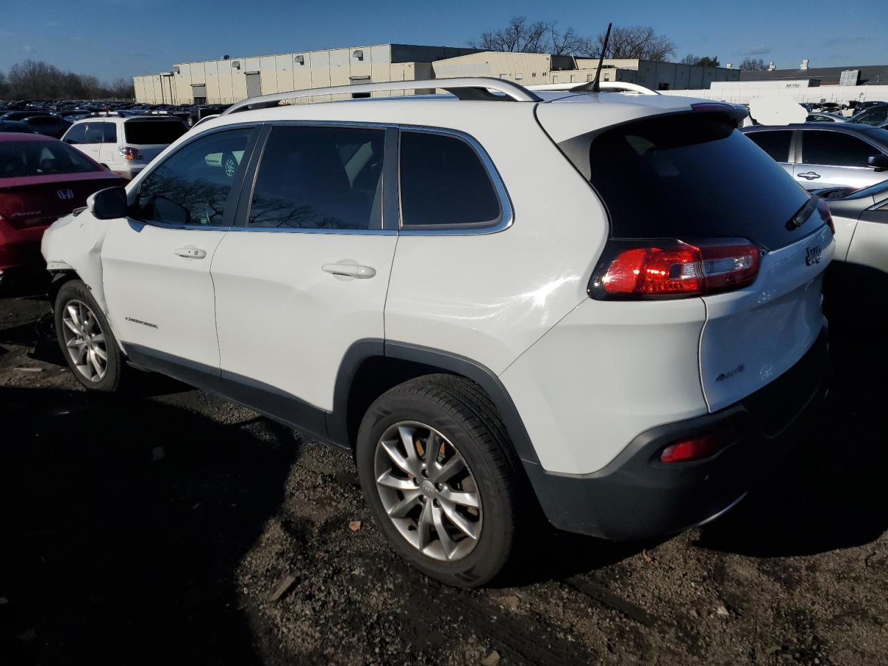 Image 2 of 2018 JEEP CHEROKEE LIMITED 2018 with VIN 1C4PJMDB9JD610309