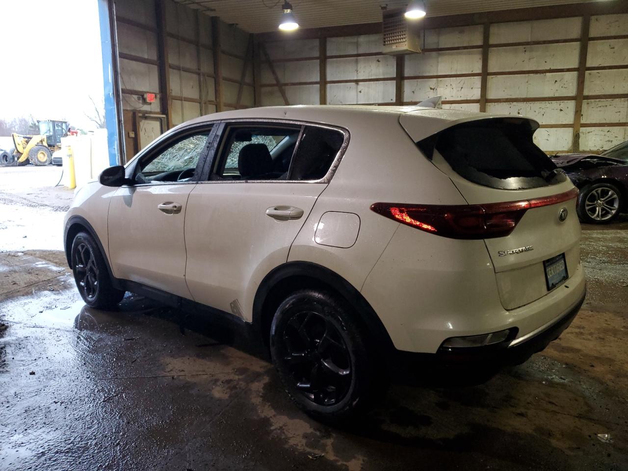 Image 2 of 2022 KIA SPORTAGE LX 2022 with VIN KNDPM3AC3N7955189