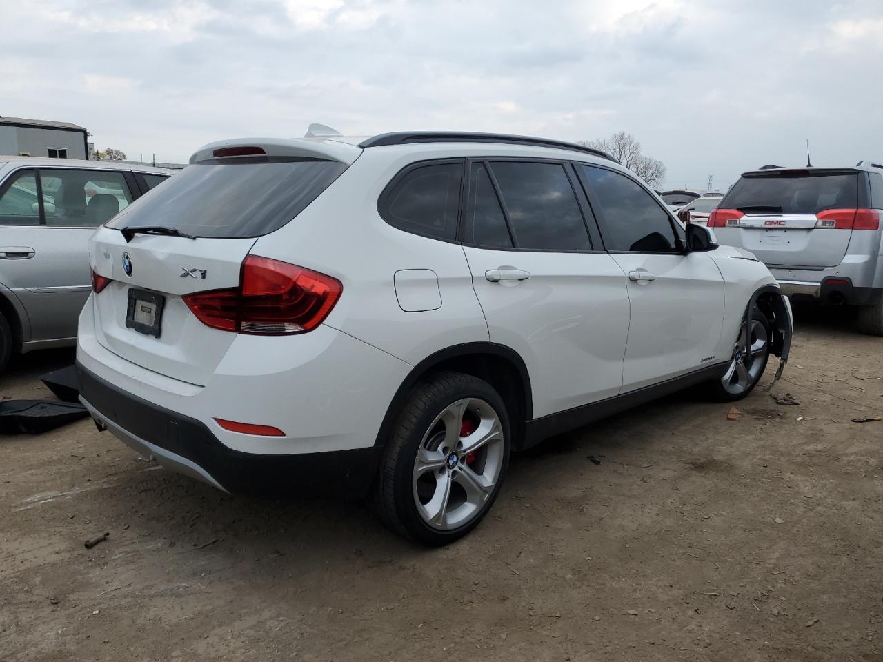 Obraz 3 z 2015 BMW X1 XDRIVE35I 2015 z VIN WBAVM5C50FVV95343
