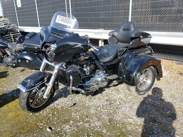 Obraz 2 z 2022 HARLEY-DAVIDSON FLHTCUTG  2022 z VIN 1HD1MAF11NB857095