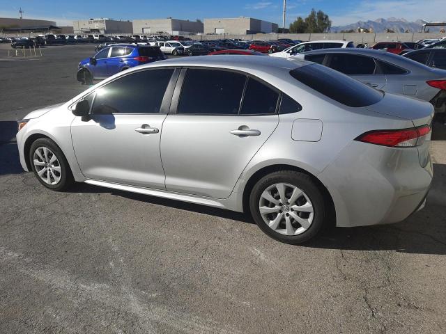 Obraz 2 z 2022 TOYOTA COROLLA LE 2022 z VIN JTDEPMAEXNJ219973