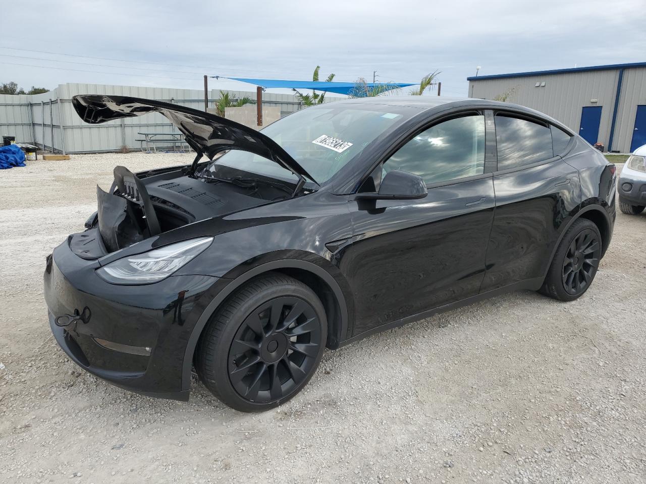 Obraz 1 z 2022 TESLA MODEL Y  2022 z VIN 7SAYGDEE0NF480787