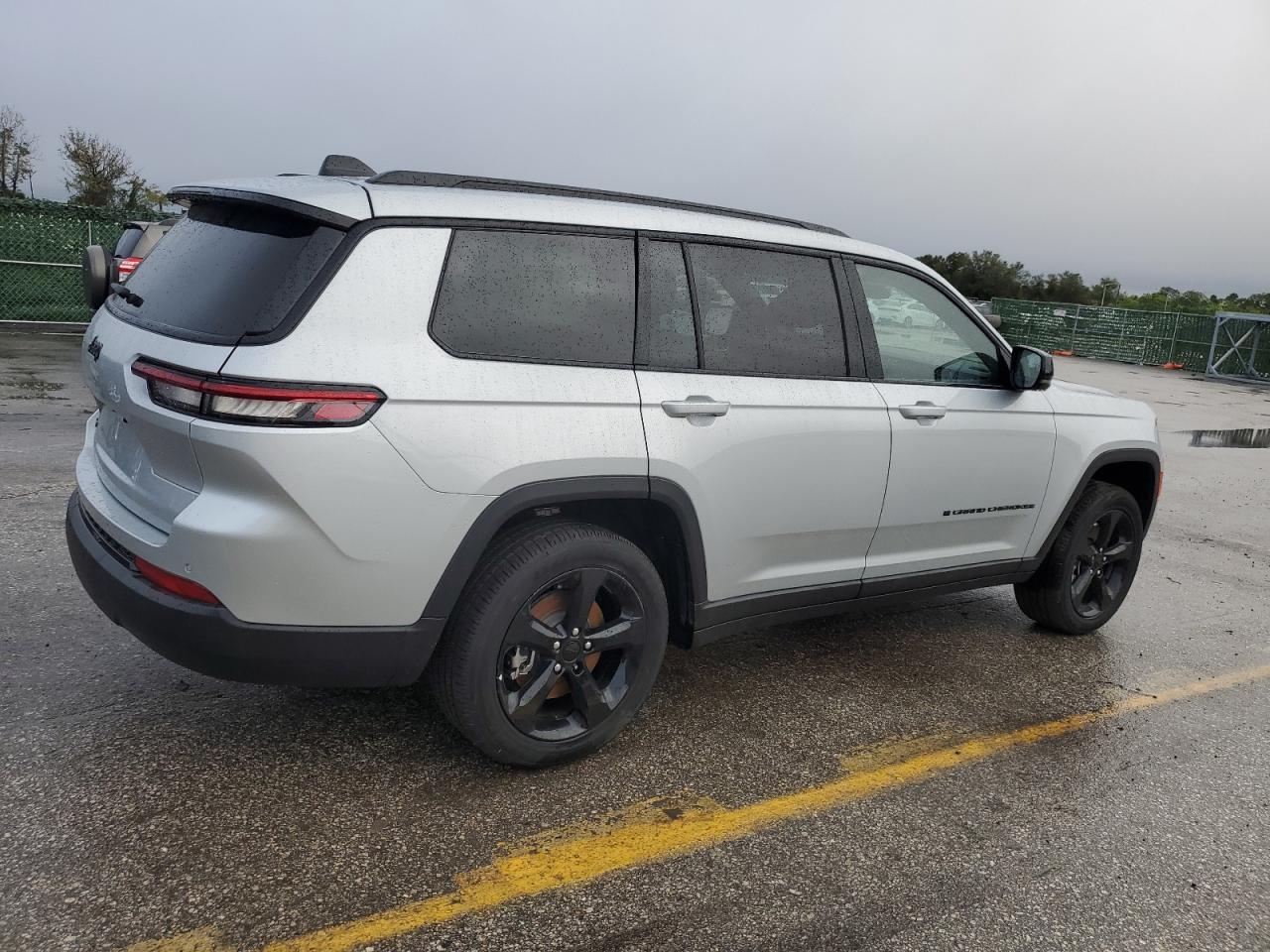 Obraz 3 z 2023 JEEP GRAND CHEROKEE LIMITED 2023 z VIN 1C4RJKAG3P8871224
