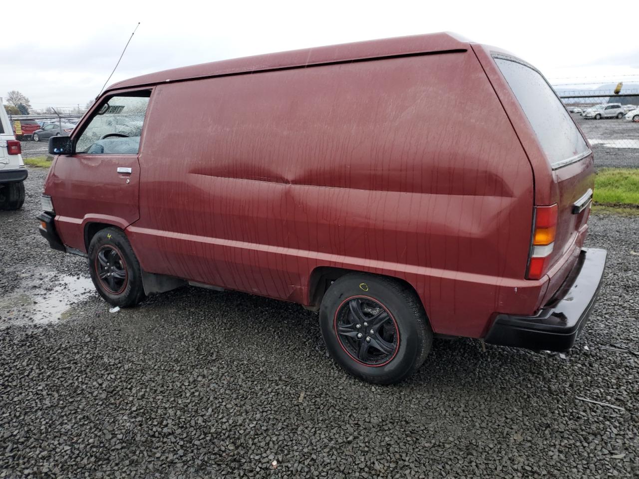 Obraz 2 z 1987 TOYOTA VAN WAGON CARGO 1987 z VIN JT4YR28V0H5041635
