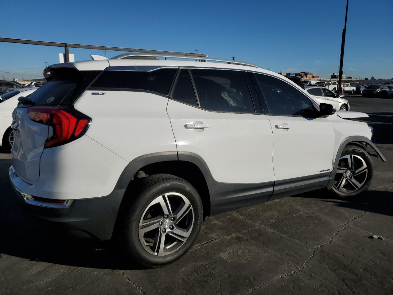 Obraz 3 z 2020 GMC TERRAIN SLT 2020 z VIN 3GKALPEV7LL255829