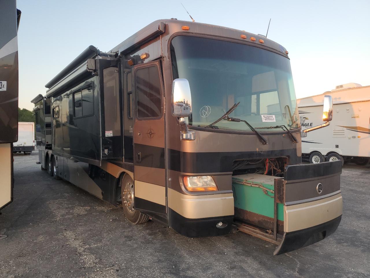 Image 1 of 2005 ROADMASTER RAIL MONOCOQUE  2005 with VIN 1RF43561852032320