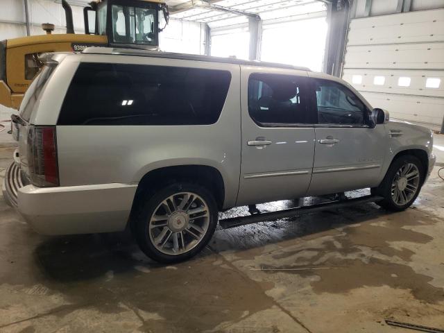 Obraz 3 z 2013 CADILLAC ESCALADE ESV PREMIUM 2013 z VIN 1GYS4JEF2DR168895