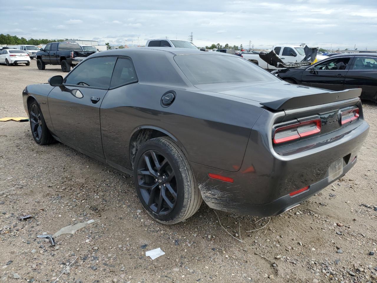 Изображение 2 2020 DODGE CHALLENGER SXT 2020 с VIN 2C3CDZAG8LH109974