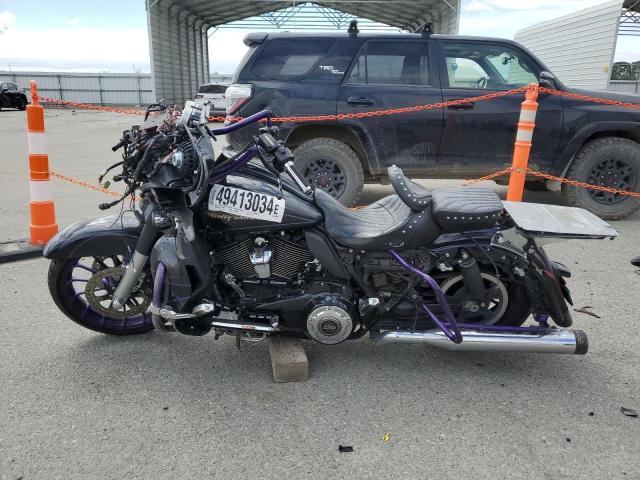 Изображение 3 2017 HARLEY-DAVIDSON FLHXSE CVO STREET GLIDE 2017 с VIN 1HD1PXF34HB959684