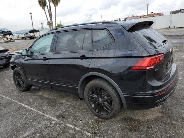 Изображение 2 2022 VOLKSWAGEN TIGUAN SE R-LINE BLACK 2022 с VIN 3VVCB7AX5NM019712