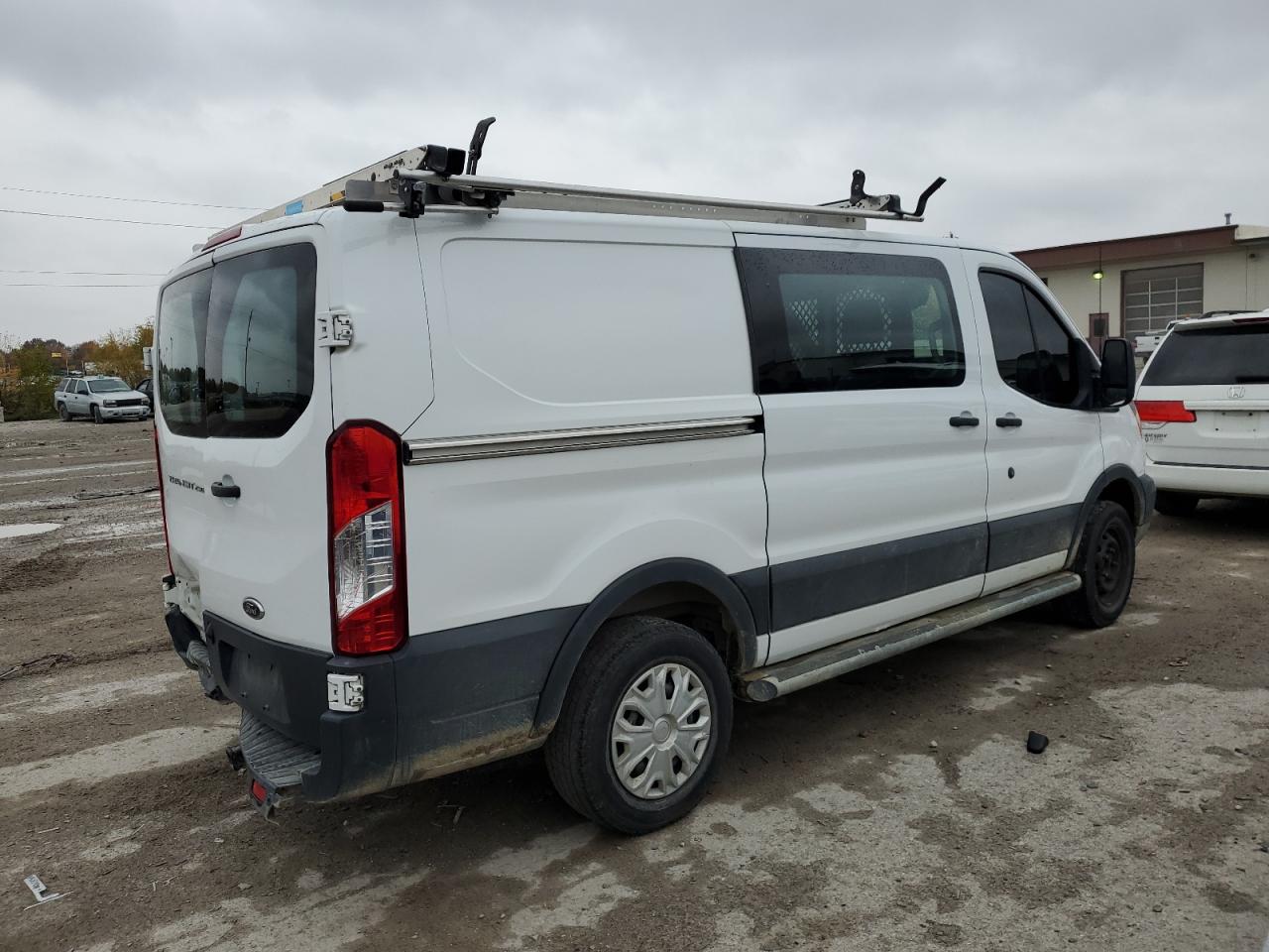 Image 3 of 2018 FORD TRANSIT T-250 2018 with VIN 1FTYR1YM0JKA88446
