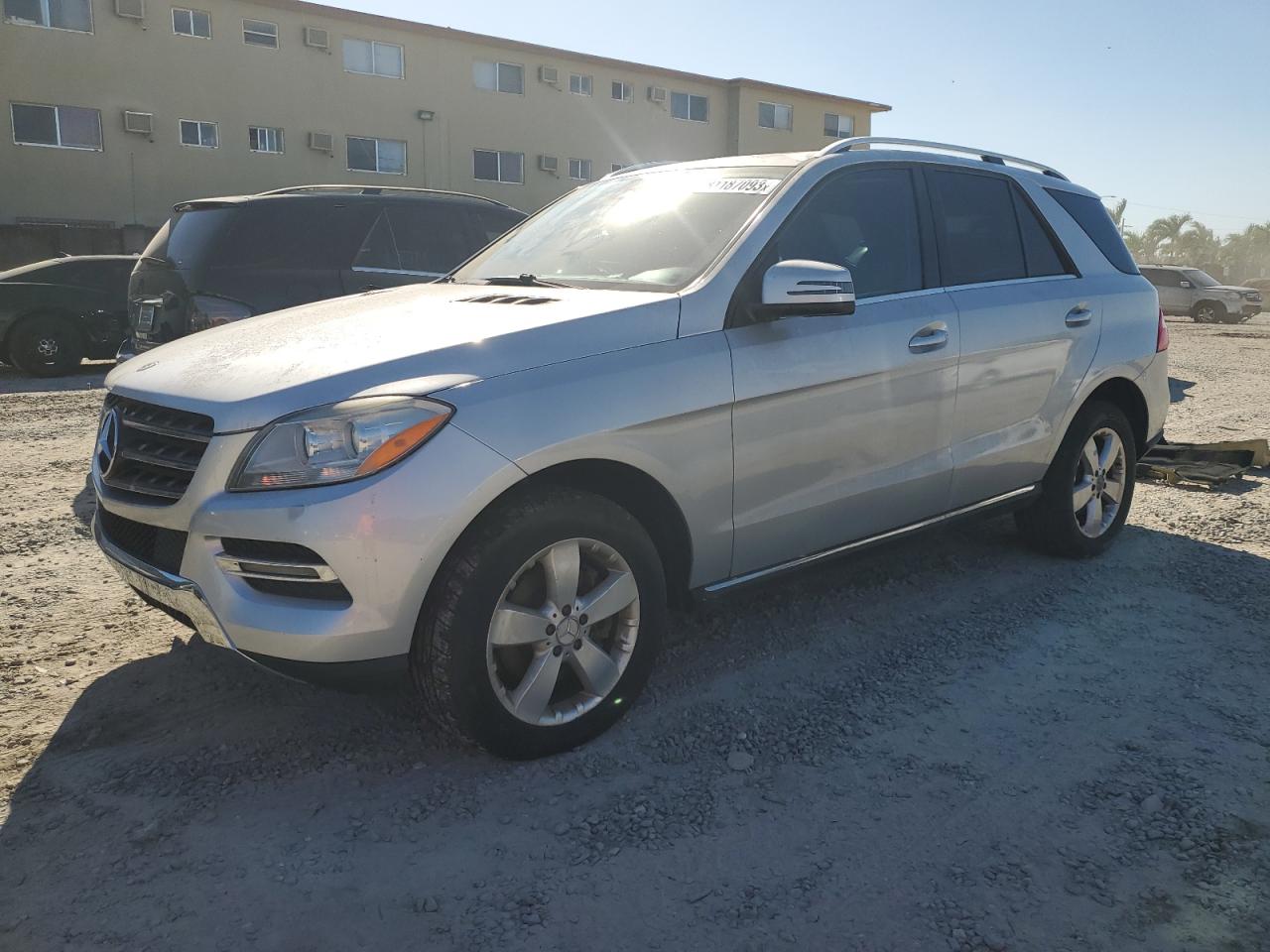 Изображение 1 2015 MERCEDES-BENZ ML 350 2015 с VIN 4JGDA5JB3FA465043
