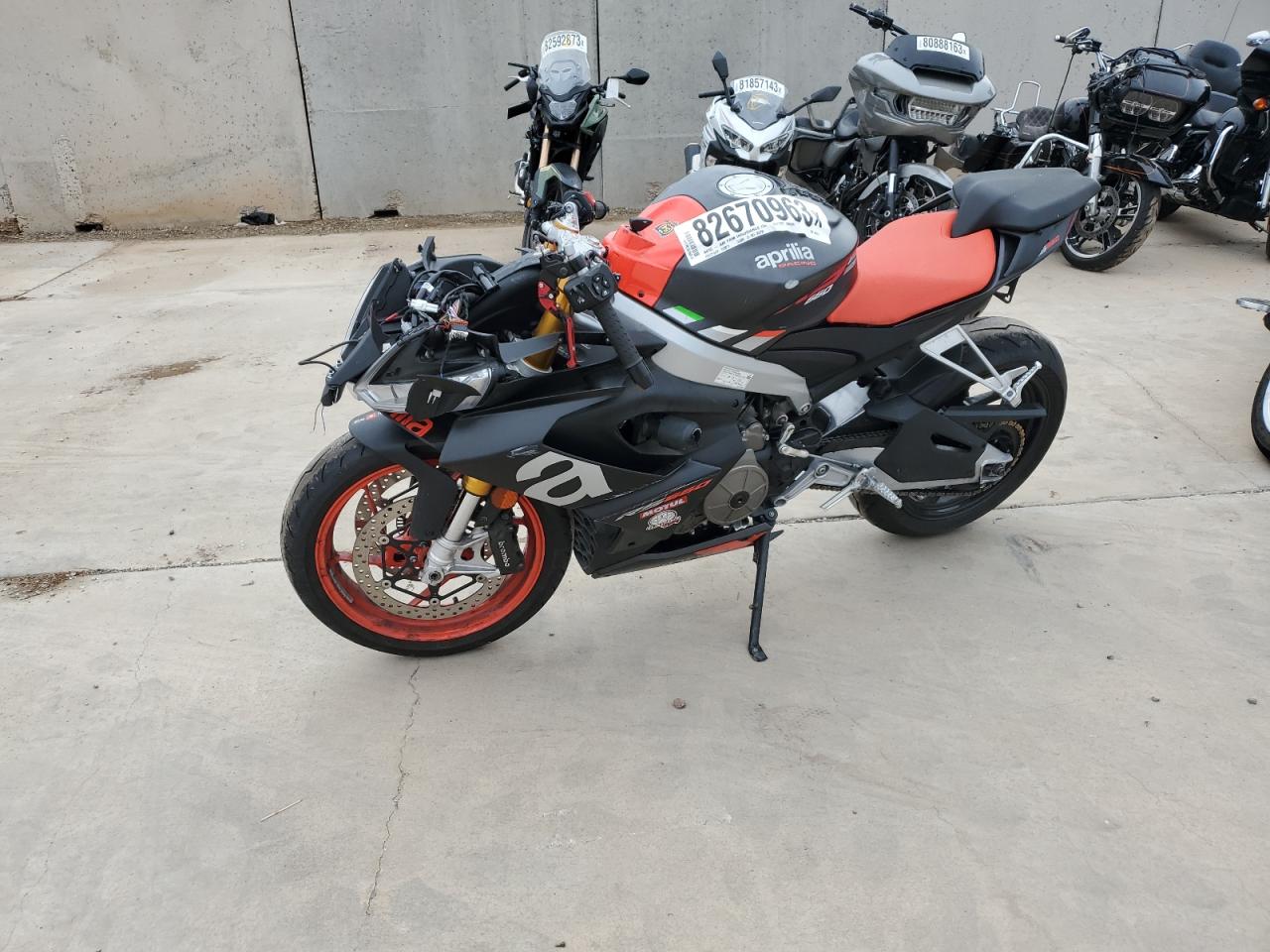 Image 2 of 2021 APRILIA RS 660 2021 with VIN ZD4KSUA00MS000975