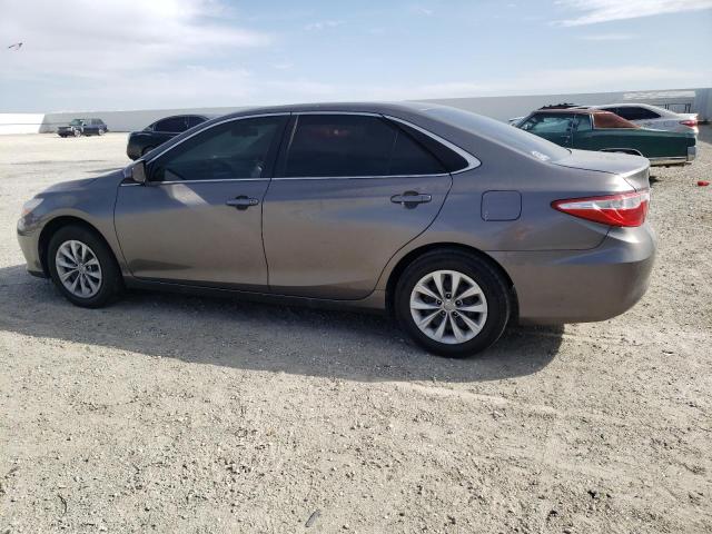 Obraz 2 z 2017 TOYOTA CAMRY LE 2017 z VIN 4T1BF1FKXHU433220