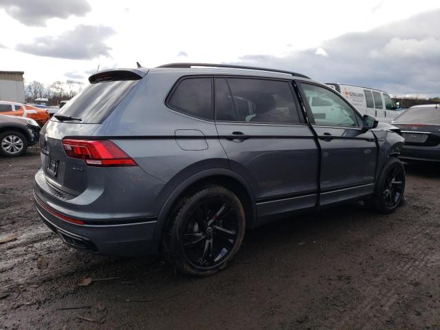 Image 3 of 2023 VOLKSWAGEN TIGUAN SE R-LINE BLACK 2023 with VIN 3VV8B7AX3PM071073
