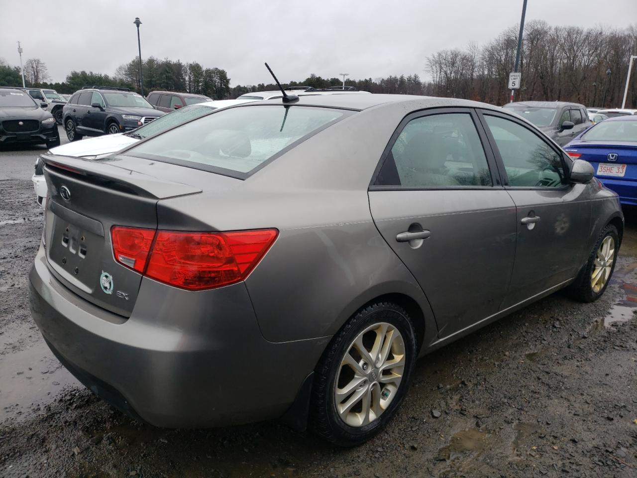 Image 3 of 2012 KIA FORTE EX 2012 with VIN KNAFU4A2XC5518837