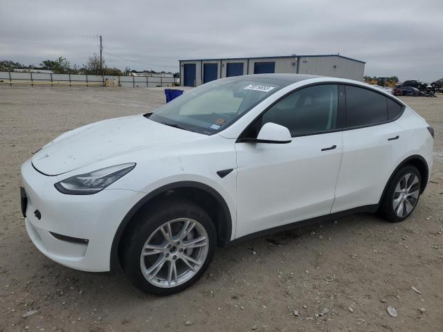 Изображение 1 2022 TESLA MODEL Y  2022 с VIN 7SAYGAEE3NF468325