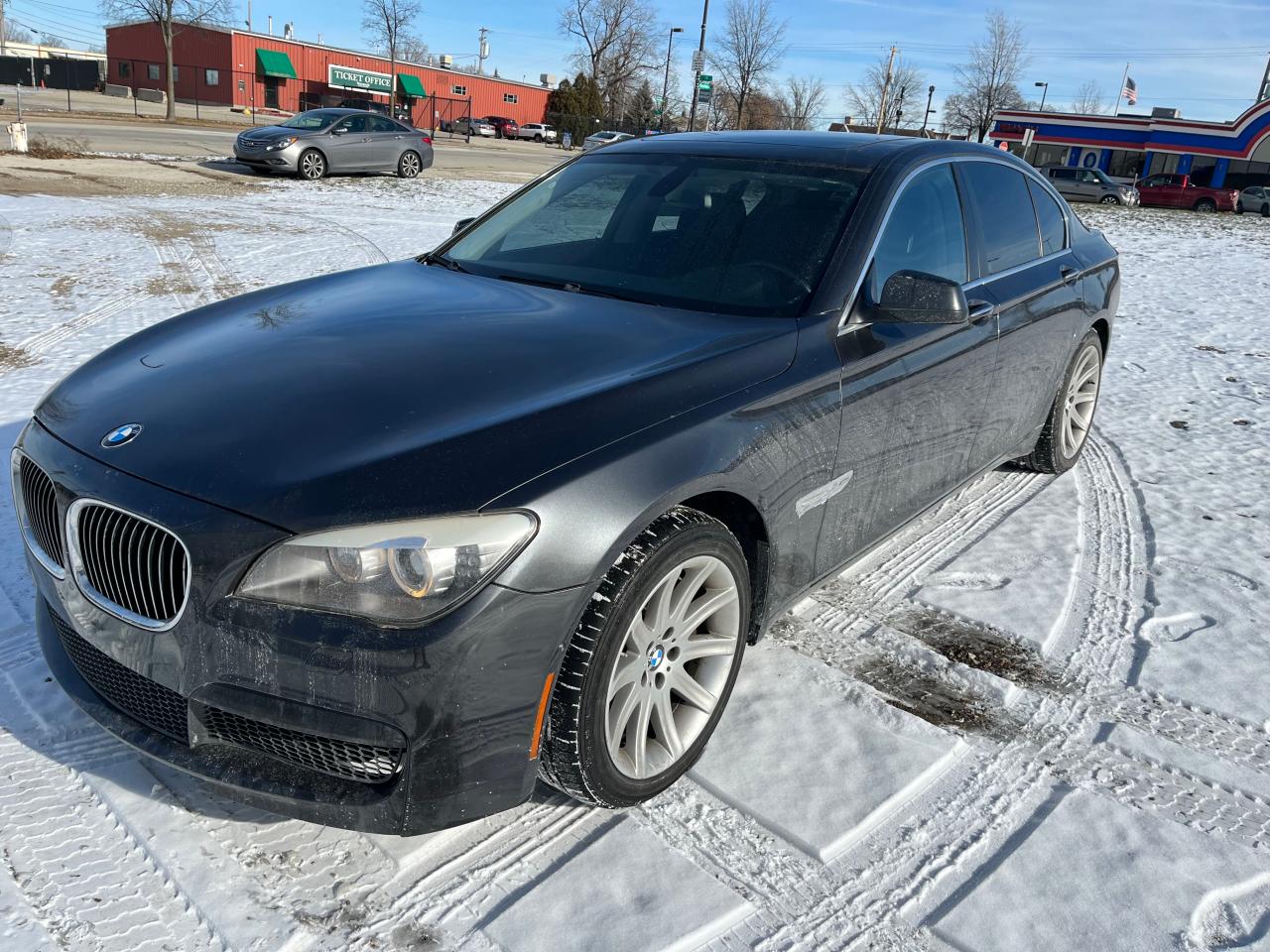 Image 2 of 2012 BMW 750 XI 2012 with VIN WBAKC6C50CC395694