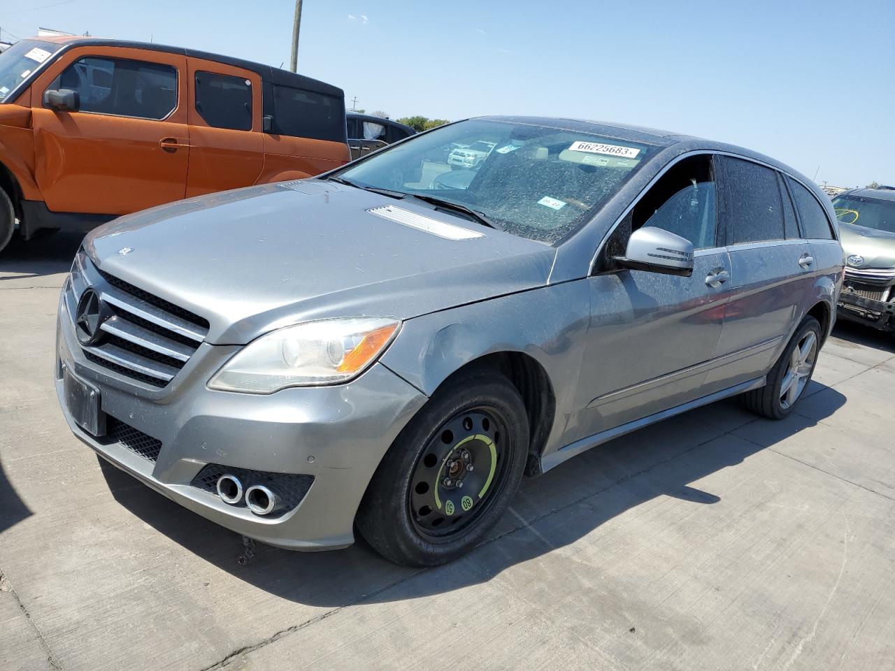 Obraz 1 z Mercedes-Benz R 350 4Matic 2011 z VIN 4JGCB6FE6BA129723