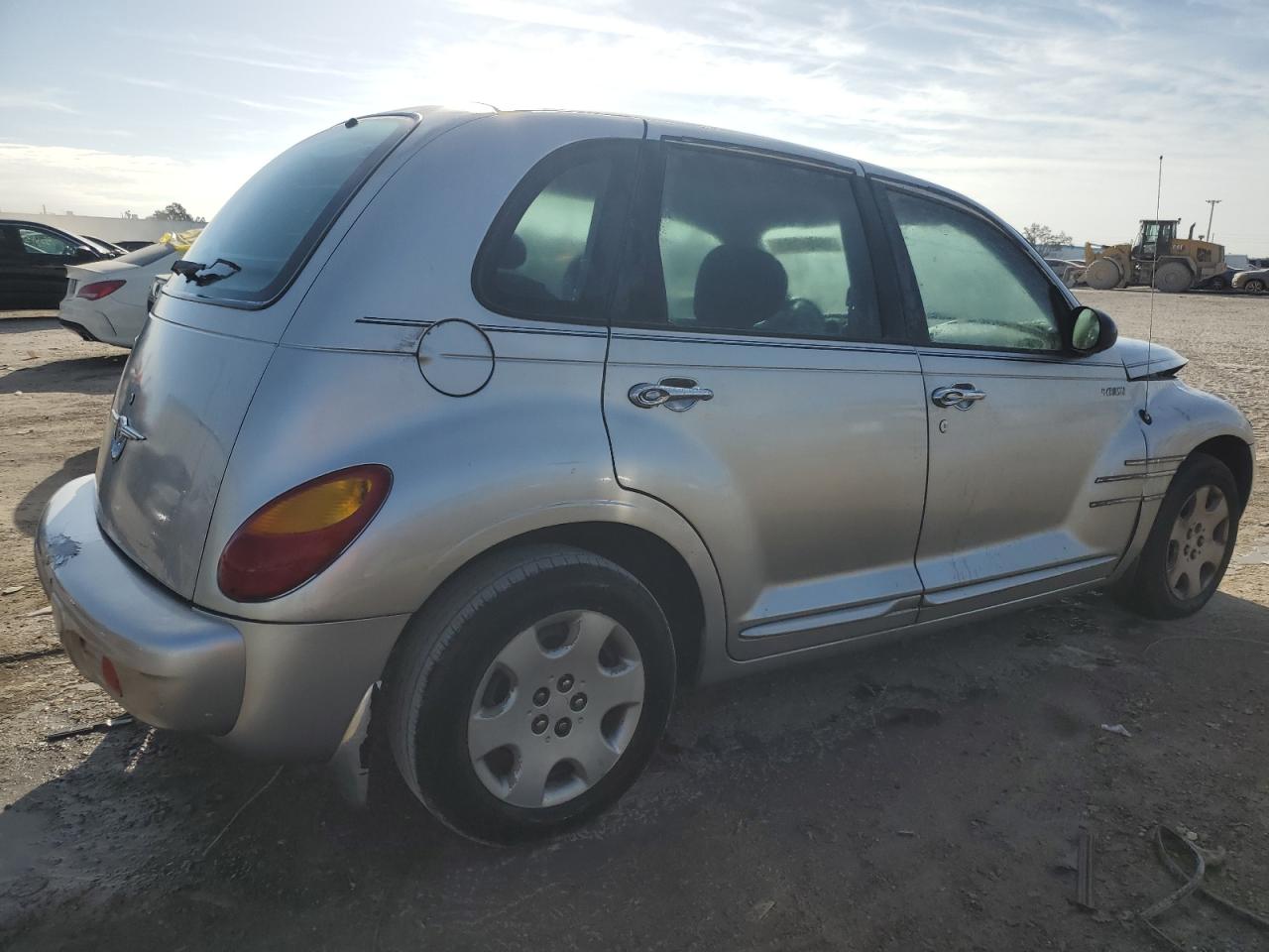 Image 3 of 2004 CHRYSLER PT CRUISER  2004 with VIN 3C4FY48B74T358964