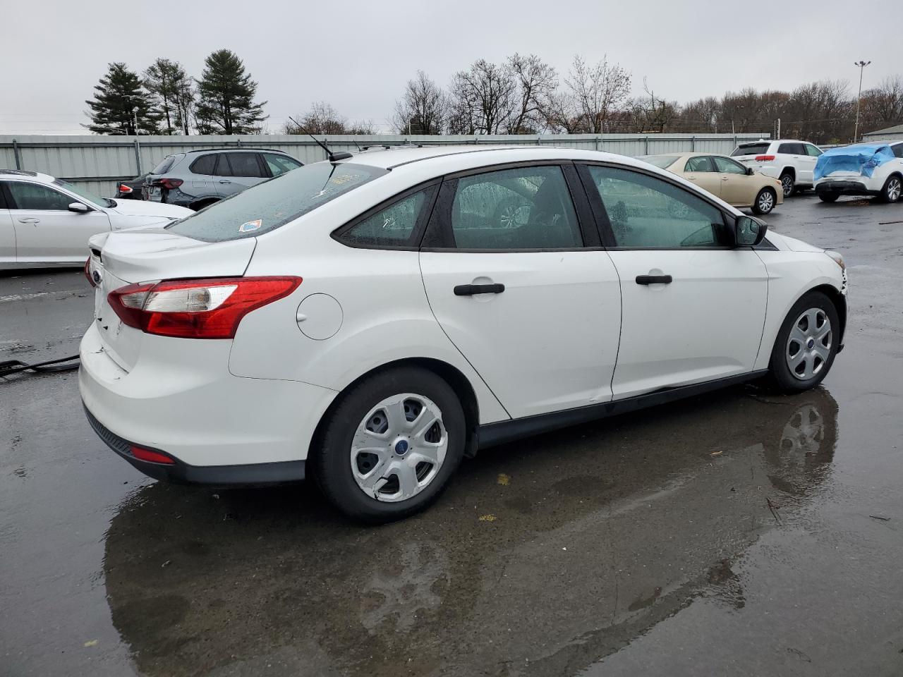 Image 3 of 2013 FORD FOCUS S 2013 with VIN 1FADP3E25DL125093