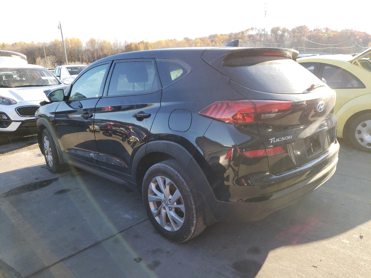 Image 2 of 2019 HYUNDAI TUCSON SE 2019 with VIN KM8J23A44KU872237