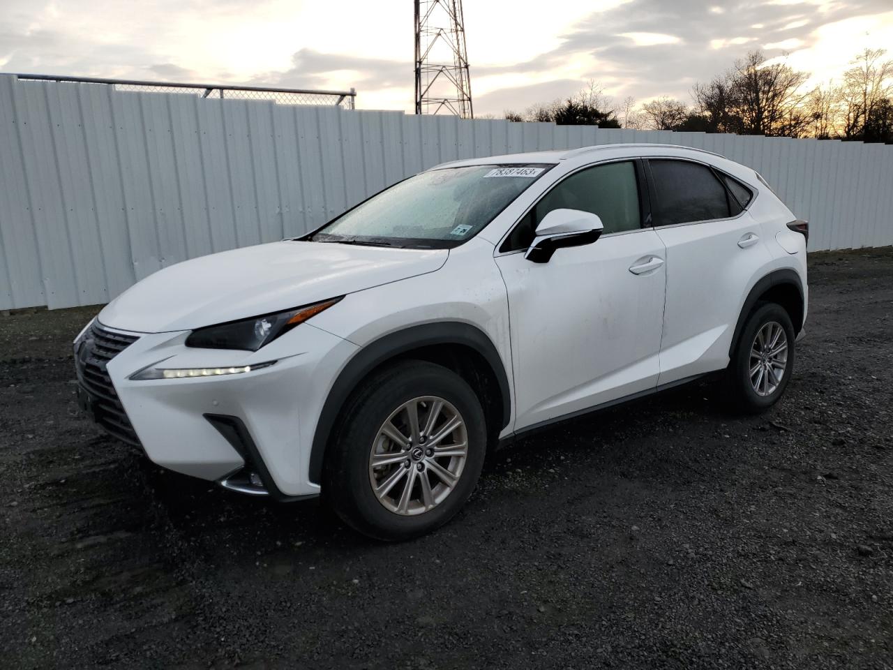 Obraz 1 z 2021 LEXUS NX 300 BASE 2021 z VIN JTJDARDZ2M5027427