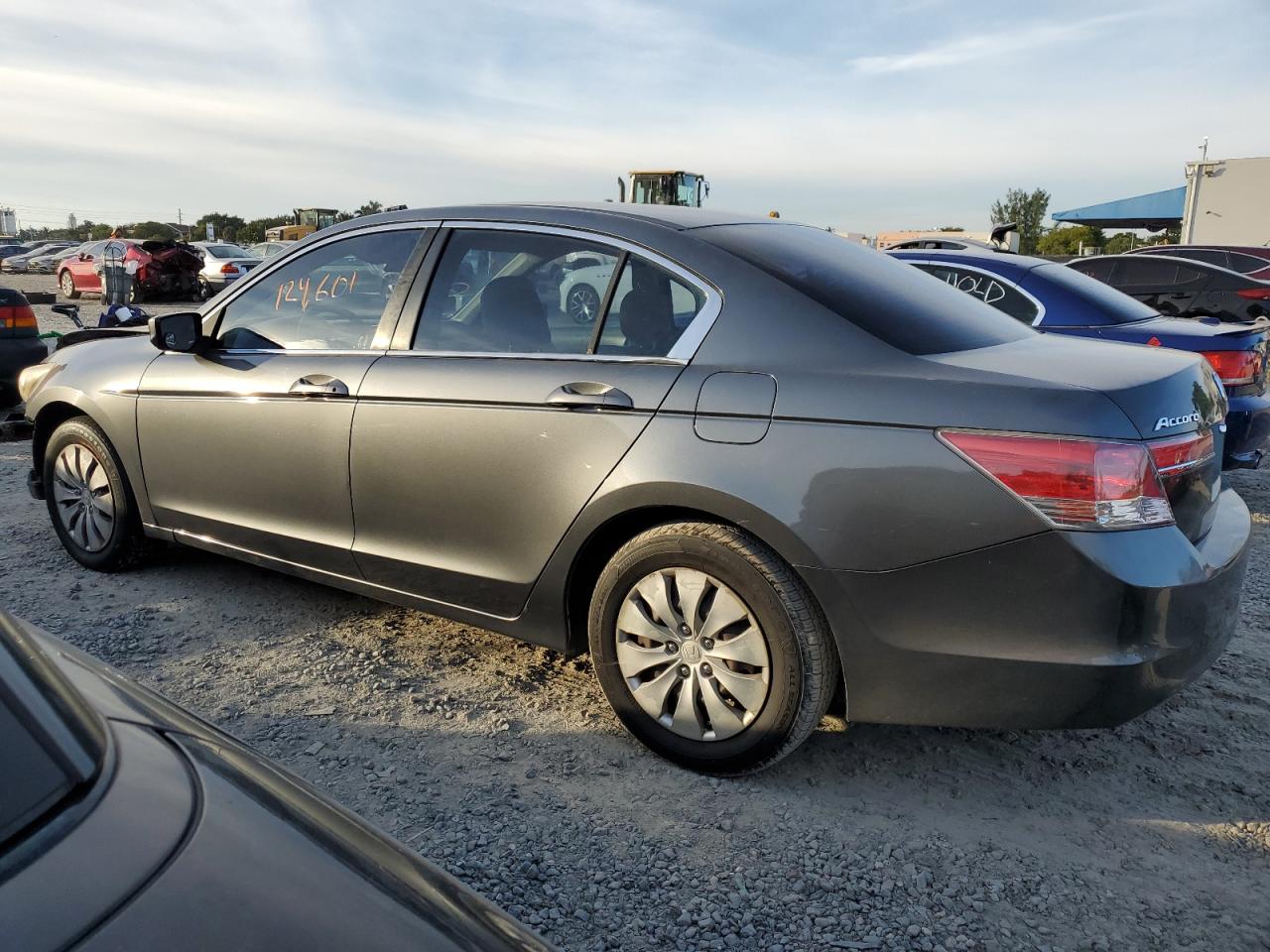 Изображение 2 2012 HONDA ACCORD LX 2012 с VIN 1HGCP2F32CA032485