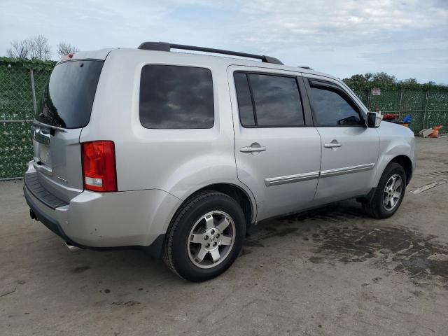 Image 3 of 2010 HONDA PILOT TOURING 2010 with VIN 5FNYF3H94AB018283