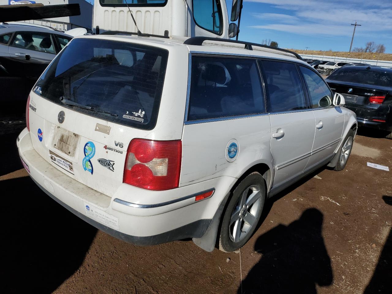 Obraz 3 z 2004 VOLKSWAGEN PASSAT GLX 4MOTION 2004 z VIN WVWYH63B34E168865