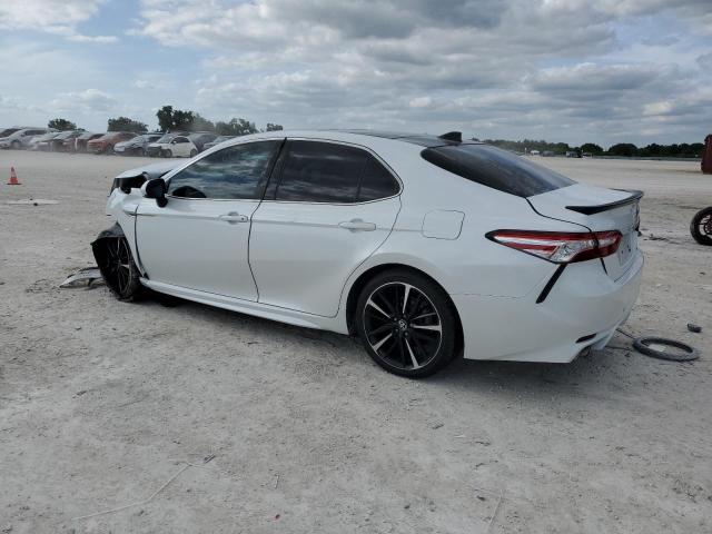 Изображение 2 2020 TOYOTA CAMRY XSE 2020 с VIN 4T1K61AK5LU982095