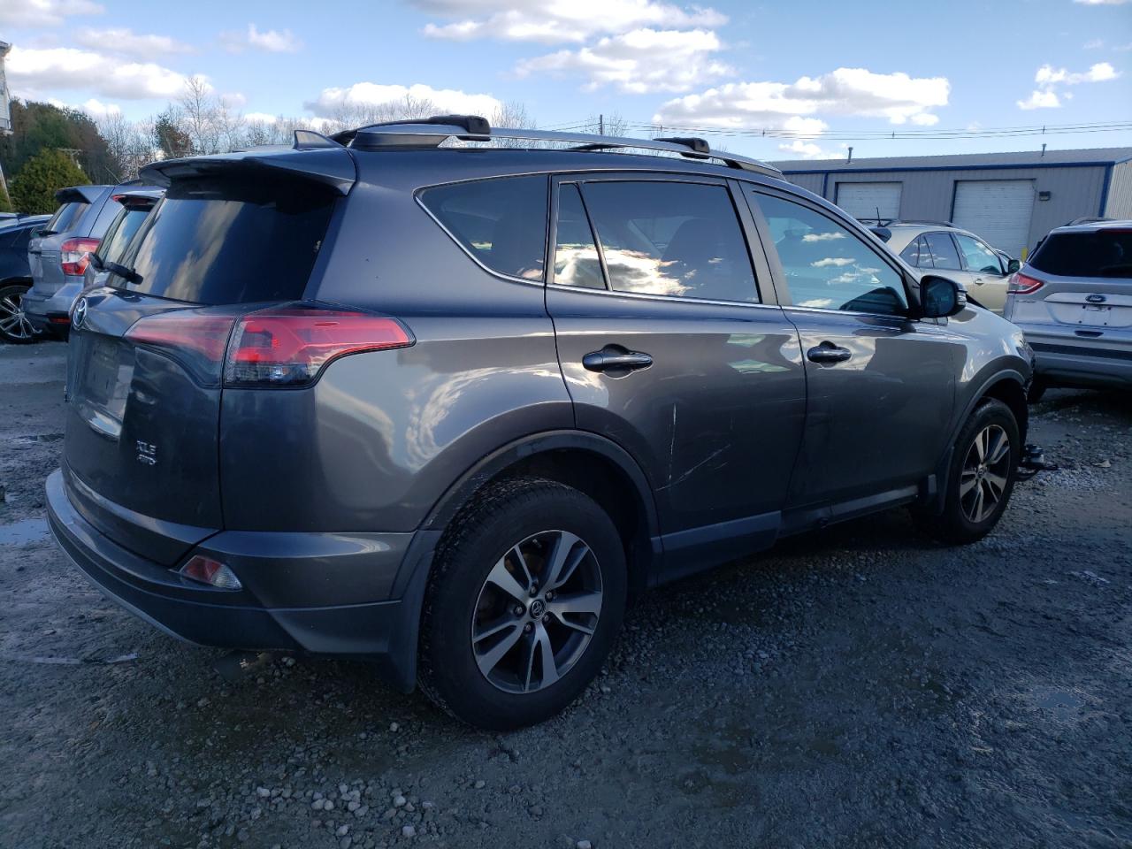 Изображение 3 2018 TOYOTA RAV4 ADVENTURE 2018 с VIN 2T3RFREV0JW792579