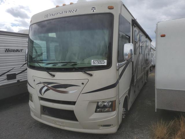 Изображение 2 2016 FORD F53  2016 с VIN 1F66F5DY7G0A06431