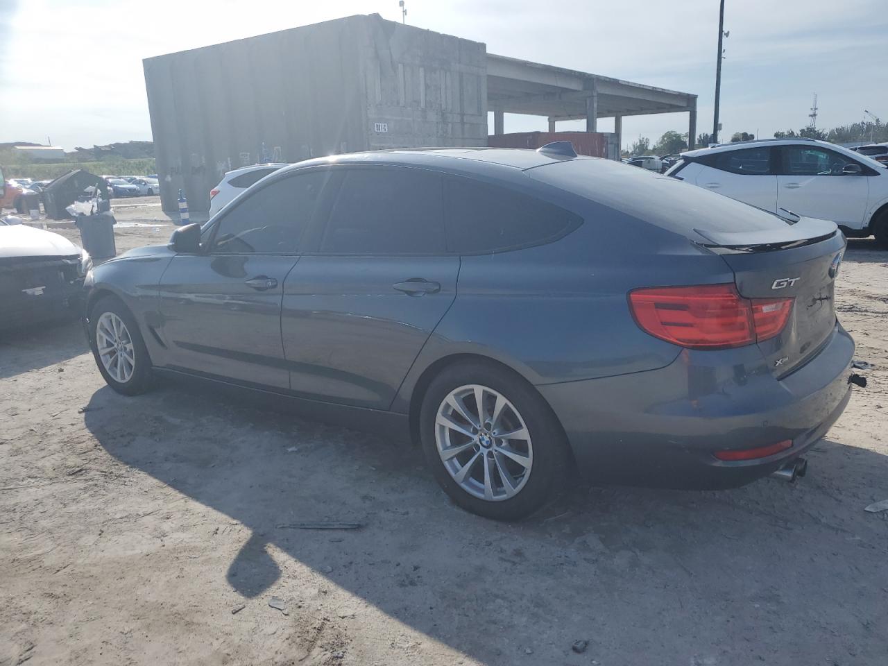 Image 2 of 2015 BMW 328 XIGT SULEV 2015 with VIN WBA8Z5C52FD672251
