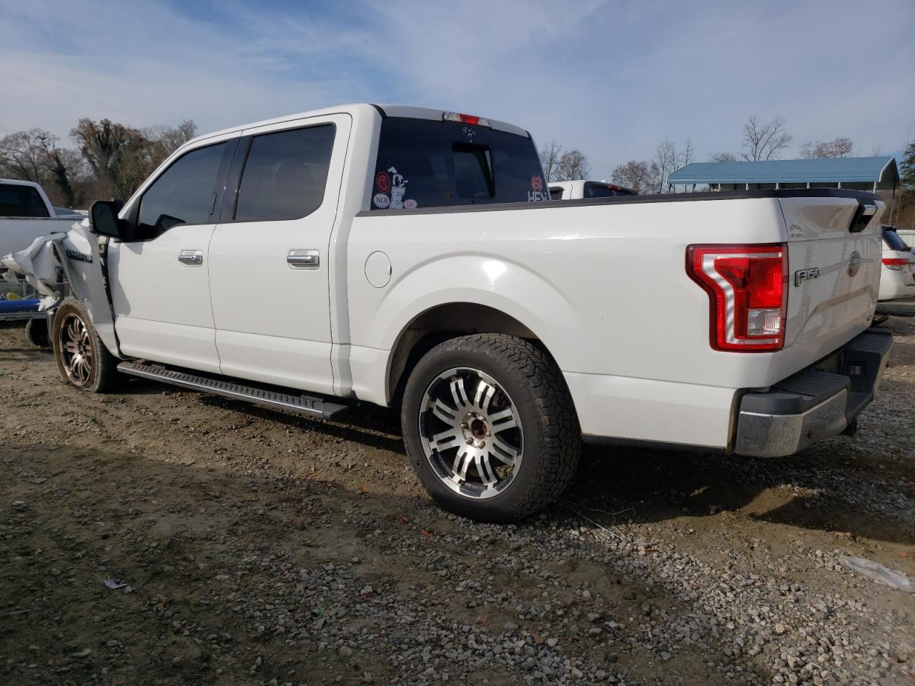 Изображение 2 2015 FORD F150 SUPERCREW 2015 с VIN 1FTEW1C88FFB18914