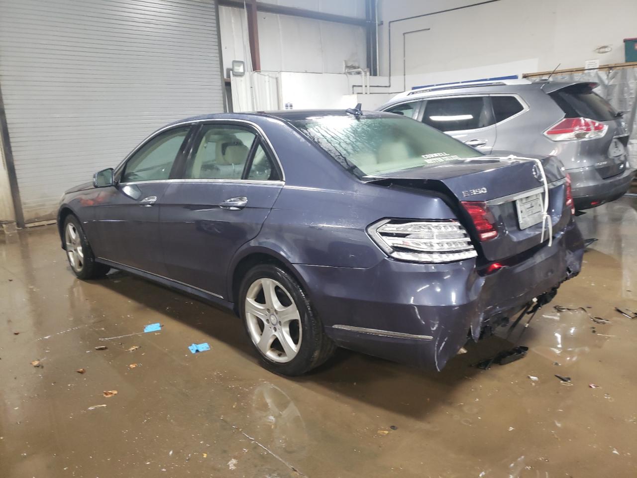 Obraz 2 z 2014 MERCEDES-BENZ E 350 4MATIC 2014 z VIN WDDHF8JB5EB063614