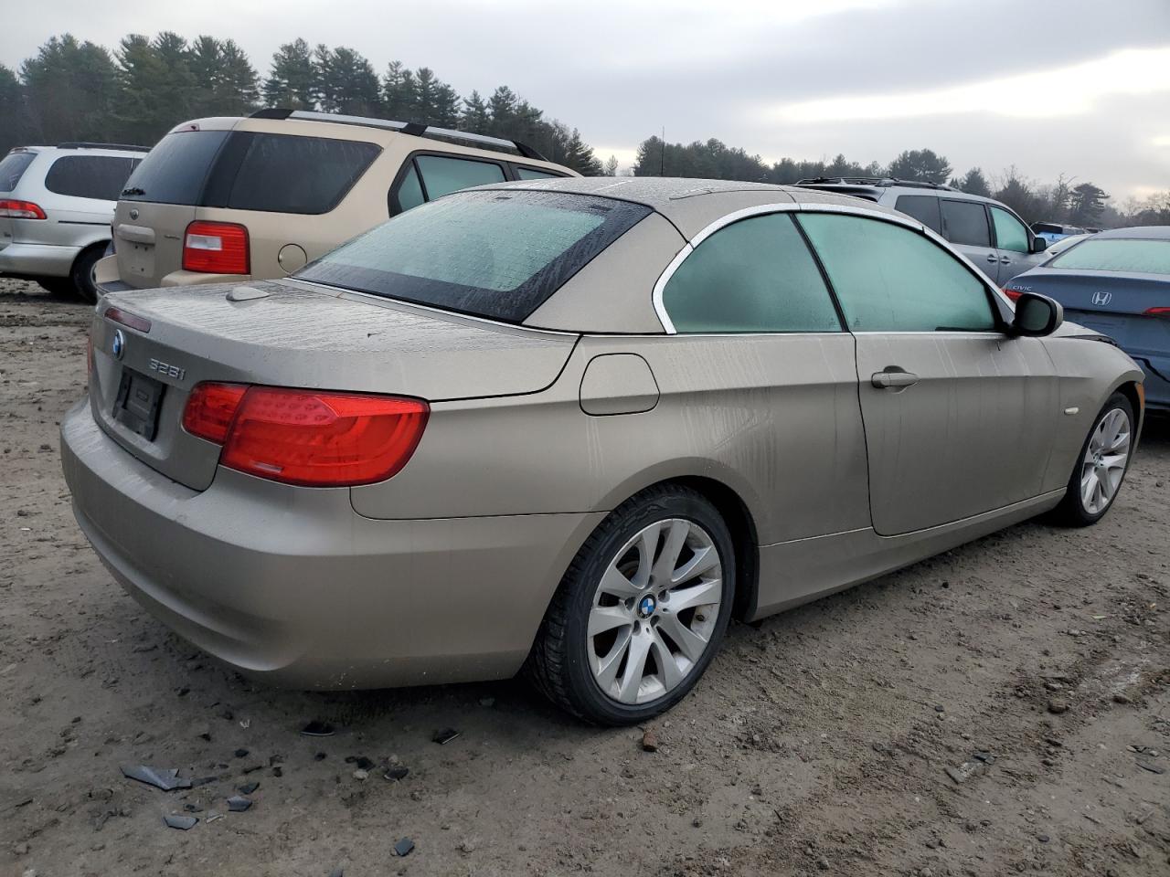 Obraz 3 z 2011 BMW 328 I 2011 z VIN WBADW3C53BE541717