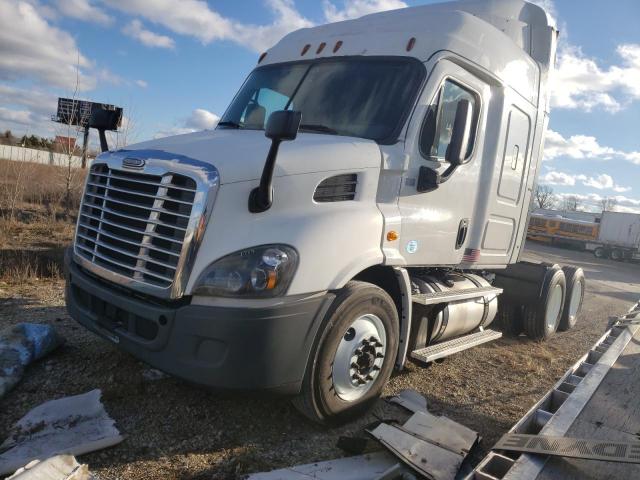 Изображение 2 2017 FREIGHTLINER CASCADIA 113  2017 с VIN 3AKJGHDV8HSHZ2753