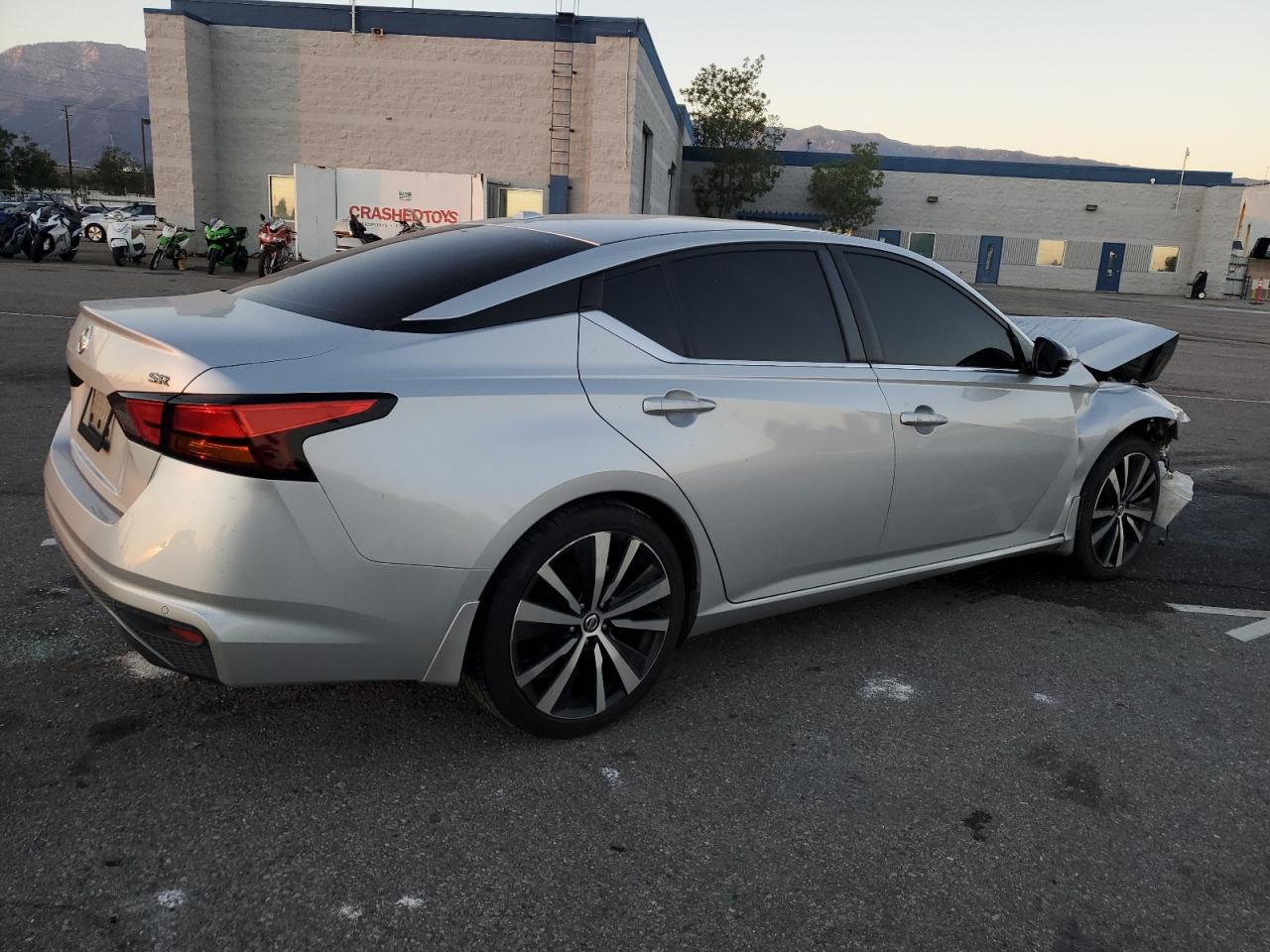 Obraz 3 z 2020 NISSAN ALTIMA SR 2020 z VIN 1N4BL4CV9LC204996