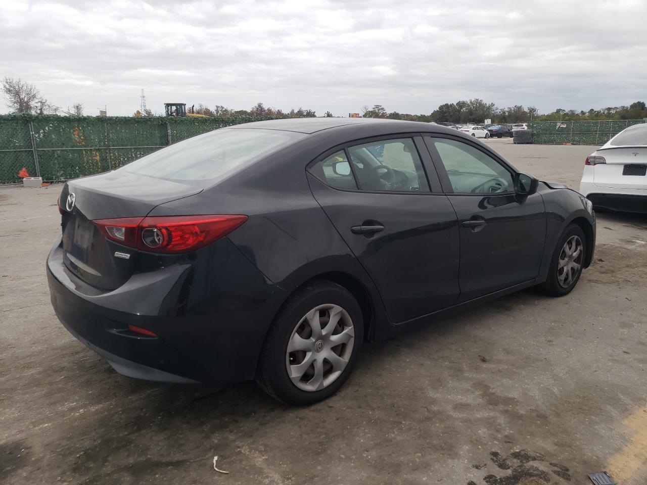 Изображение 3 2015 MAZDA 3 SPORT 2015 с VIN 3MZBM1U72FM159745