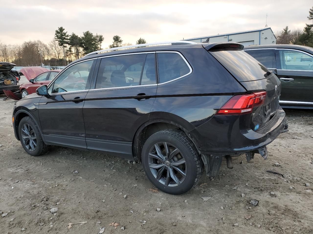 Obraz 2 z 2022 VOLKSWAGEN TIGUAN SE 2022 z VIN 3VV2B7AX0NM120636