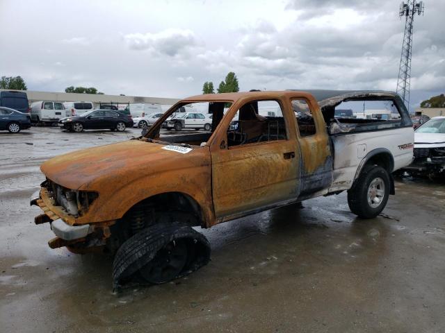 Image 1 of 2000 TOYOTA TACOMA XTRACAB PRERUNNER 2000 with VIN 4TASN92N4YZ649391