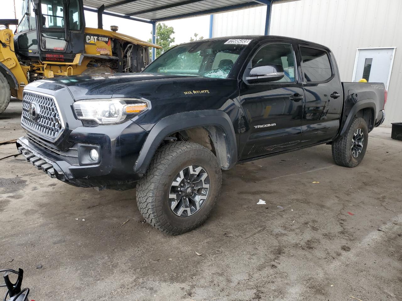 Image 1 of 2018 TOYOTA TACOMA DOUBLE CAB 2018 with VIN 3TMCZ5AN7JM142743